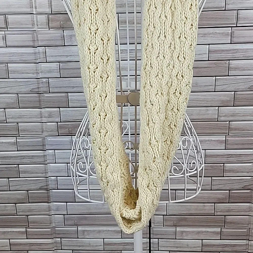 Unbranded infinity scarf One Size